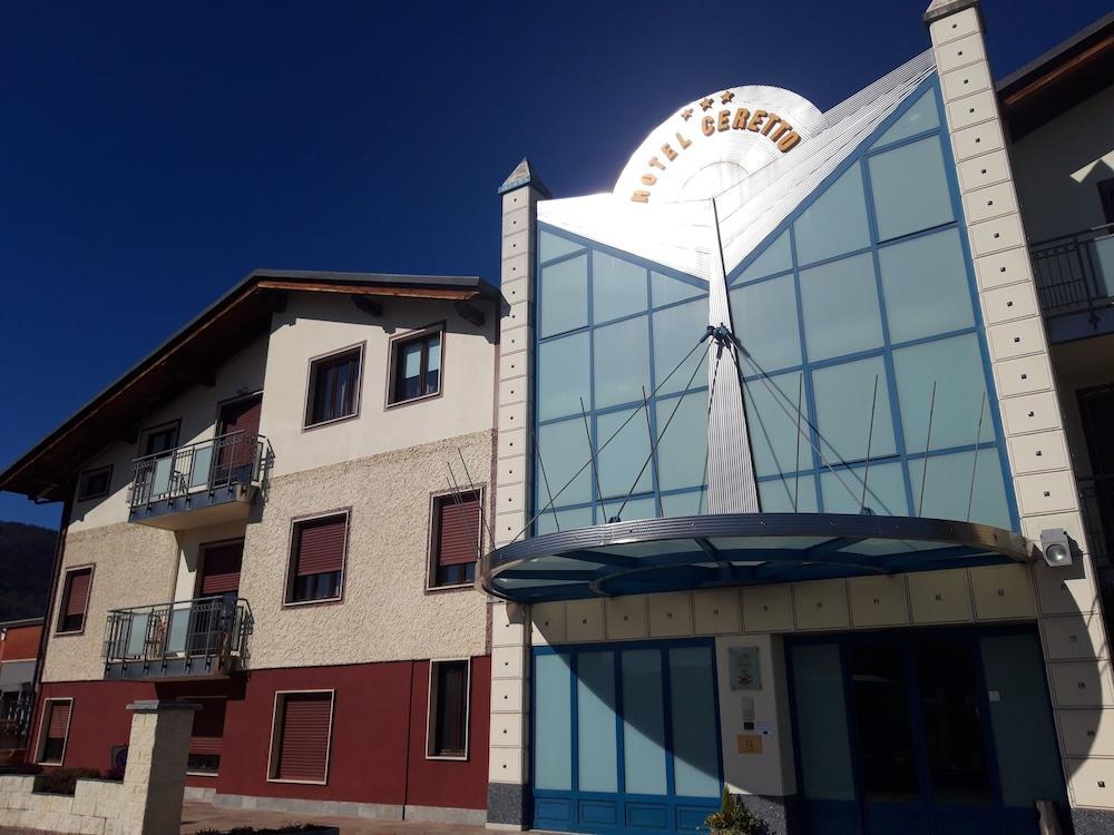 Hotel Ceretto Busca Экстерьер фото