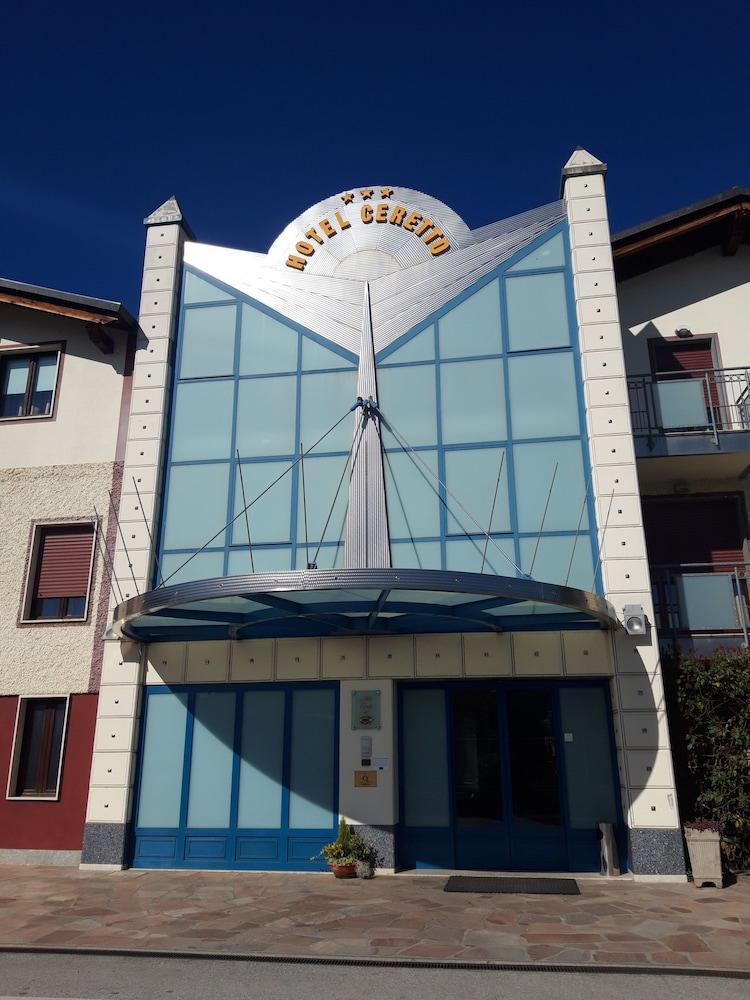 Hotel Ceretto Busca Экстерьер фото
